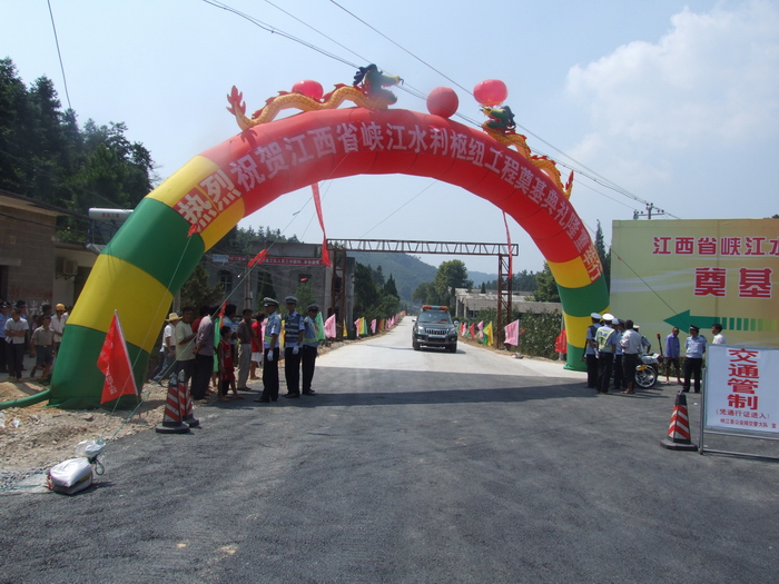 �տ�����ϿBG��������Ŧ������·����